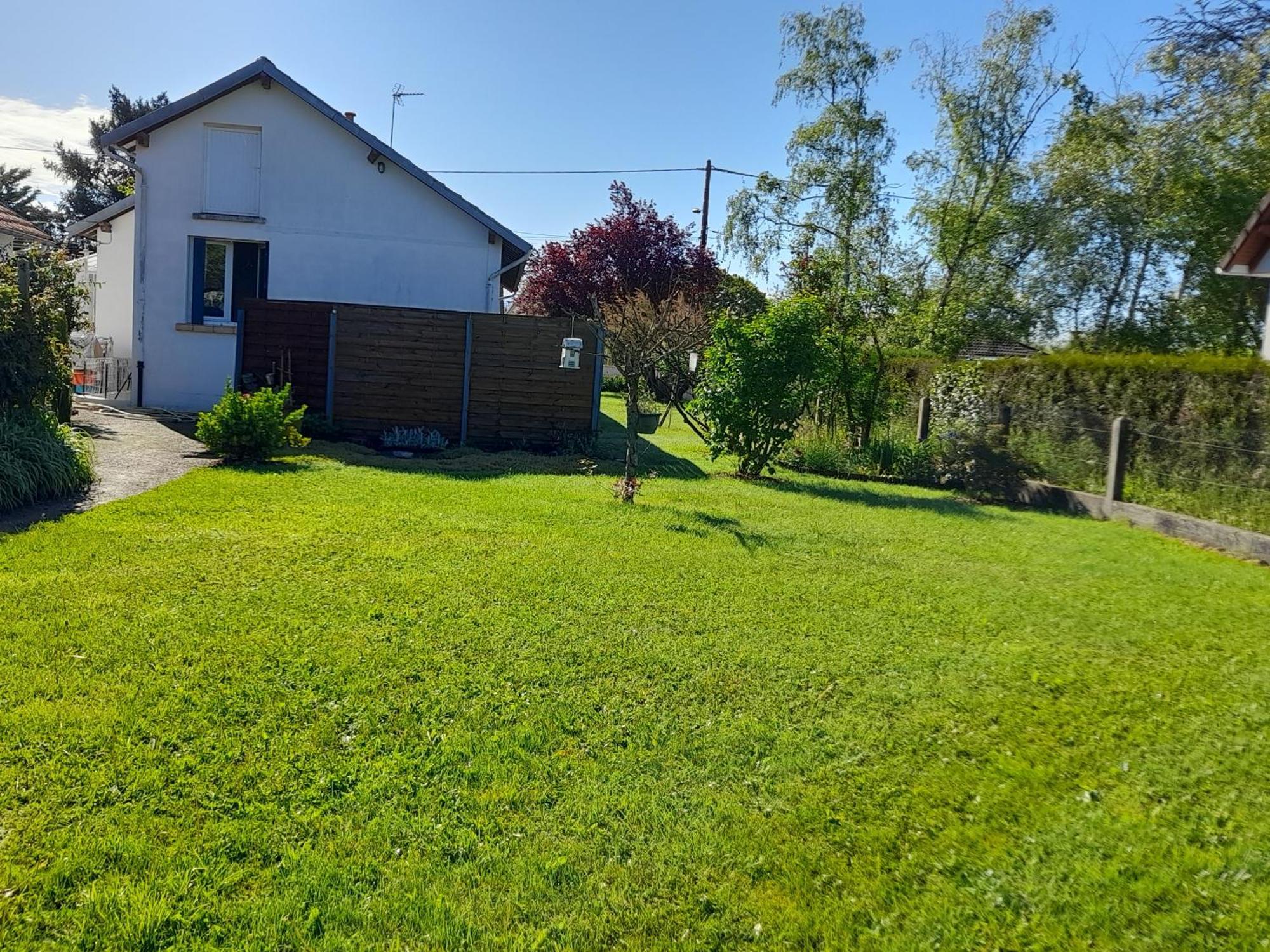 Bed and Breakfast Les Abelias Hauterive  Zewnętrze zdjęcie